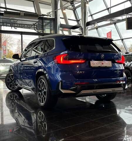 БМВ iX1 2024 у Дніпро (Дніпропетровську) на Automoto.ua Синій БМВ iX1, об'ємом двигуна 0 л та пробігом 11 тис. км за 34000 $, фото 4 на Automoto.ua