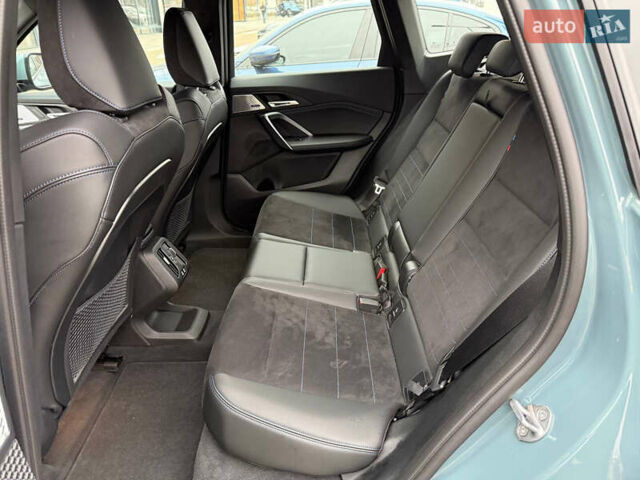 Зеленый БМВ iX1, объемом двигателя 0 л и пробегом 36 тыс. км за 38500 $, фото 2 на Automoto.ua