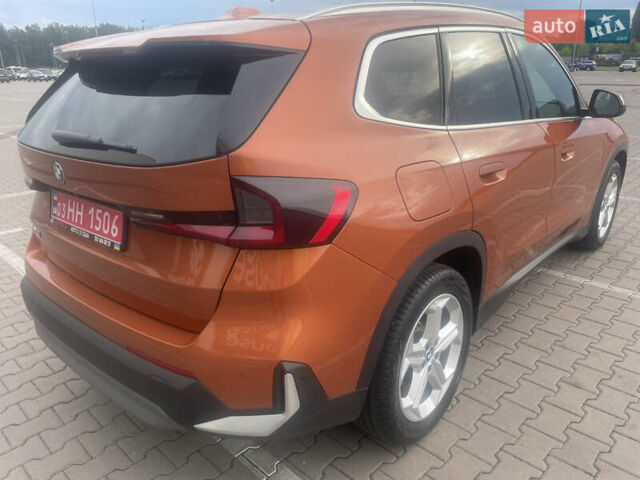 БМВ iX1 2024 в Киеве на Automoto.ua Оранжевый БМВ iX1, объемом двигателя 0 л и пробегом 45 тыс. км за 35000 $, фото 6 на Automoto.ua
