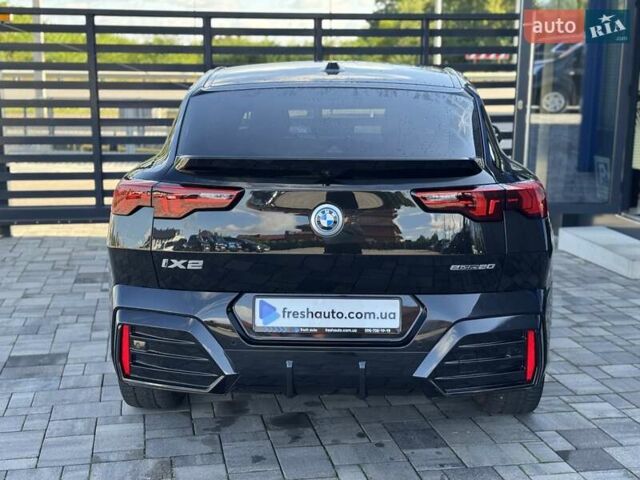 Чорний БМВ iX2, об'ємом двигуна 0 л та пробігом 22 тис. км за 45700 $, фото 11 на Automoto.ua