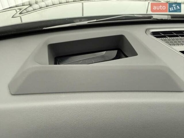 Черный БМВ iX2, объемом двигателя 0 л и пробегом 2 тыс. км за 53666 $, фото 21 на Automoto.ua