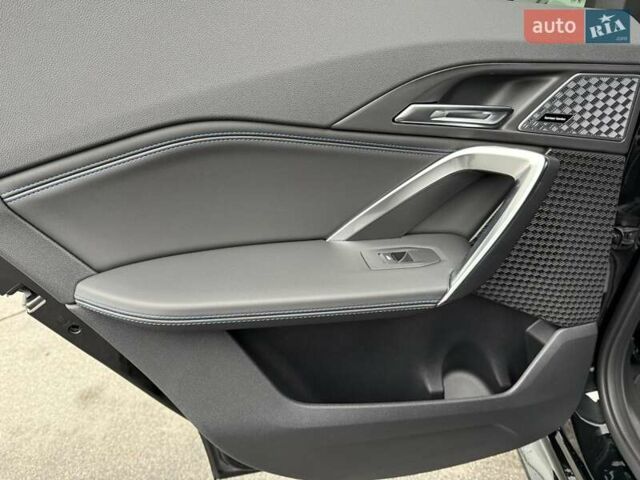 Черный БМВ iX2, объемом двигателя 0 л и пробегом 2 тыс. км за 53666 $, фото 10 на Automoto.ua