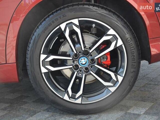 Красный БМВ iX2, объемом двигателя 0 л и пробегом 8 тыс. км за 45313 $, фото 9 на Automoto.ua