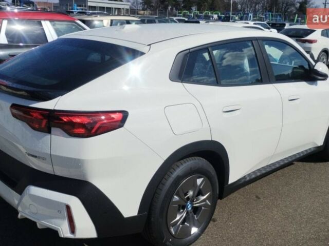 БМВ iX2, объемом двигателя 0 л и пробегом 0 тыс. км за 44260 $, фото 3 на Automoto.ua