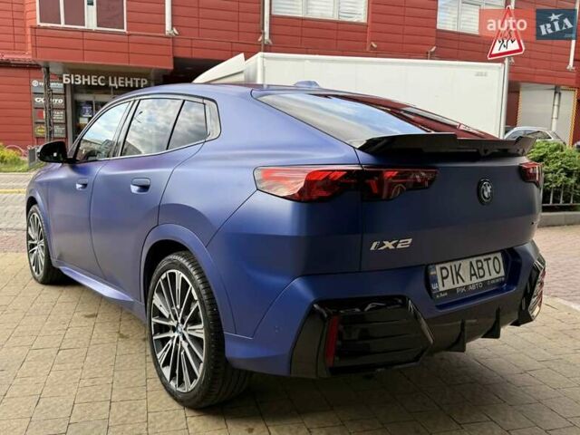 Синій БМВ iX2, об'ємом двигуна 0 л та пробігом 8 тис. км за 53900 $, фото 10 на Automoto.ua