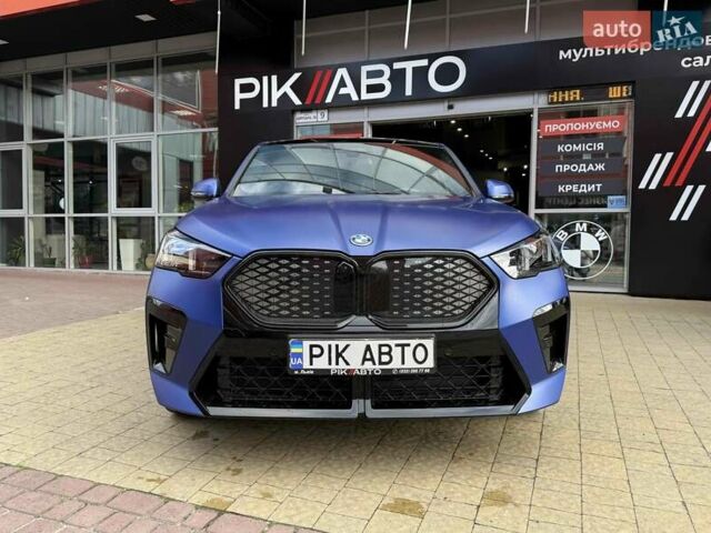 Синій БМВ iX2, об'ємом двигуна 0 л та пробігом 8 тис. км за 53900 $, фото 2 на Automoto.ua