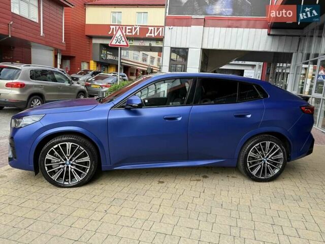 Синій БМВ iX2, об'ємом двигуна 0 л та пробігом 8 тис. км за 53900 $, фото 11 на Automoto.ua