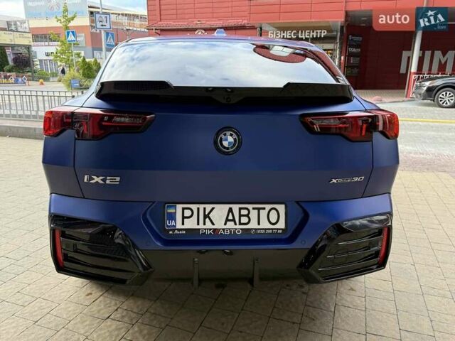 Синій БМВ iX2, об'ємом двигуна 0 л та пробігом 8 тис. км за 53900 $, фото 9 на Automoto.ua