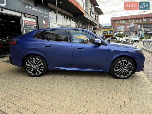Синій БМВ iX2, об'ємом двигуна 0 л та пробігом 8 тис. км за 53900 $, фото 7 на Automoto.ua