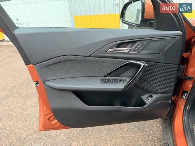 Оранжевый БМВ iX2, объемом двигателя 0 л и пробегом 10 тыс. км за 48000 $, фото 21 на Automoto.ua