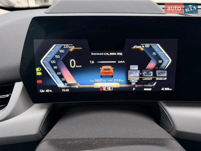 Оранжевый БМВ iX2, объемом двигателя 0 л и пробегом 10 тыс. км за 48000 $, фото 16 на Automoto.ua