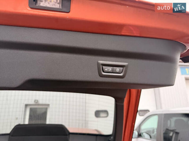 Оранжевый БМВ iX2, объемом двигателя 0 л и пробегом 10 тыс. км за 48000 $, фото 26 на Automoto.ua