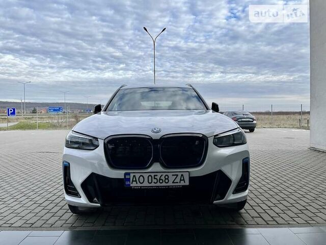 Білий БМВ iX3, об'ємом двигуна 0 л та пробігом 14 тис. км за 64550 $, фото 2 на Automoto.ua