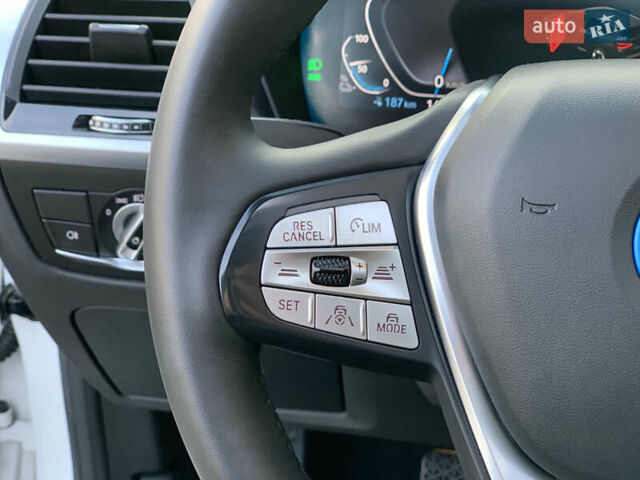 Белый БМВ iX3, объемом двигателя 0 л и пробегом 179 тыс. км за 27500 $, фото 30 на Automoto.ua