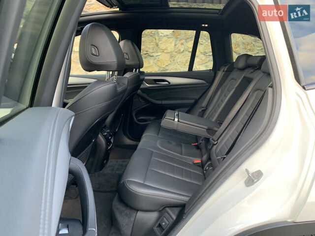 Белый БМВ iX3, объемом двигателя 0 л и пробегом 179 тыс. км за 27500 $, фото 52 на Automoto.ua