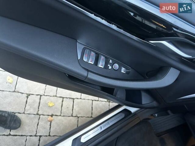 Белый БМВ iX3, объемом двигателя 0 л и пробегом 101 тыс. км за 29500 $, фото 10 на Automoto.ua