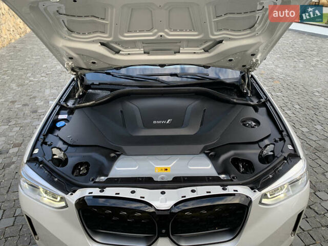 Белый БМВ iX3, объемом двигателя 0 л и пробегом 179 тыс. км за 27500 $, фото 56 на Automoto.ua