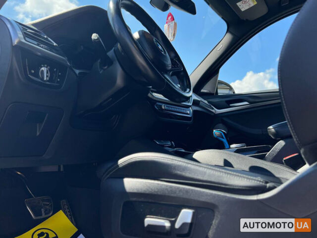 Белый БМВ iX3, объемом двигателя 86 л и пробегом 38 тыс. км за 51500 $, фото 9 на Automoto.ua