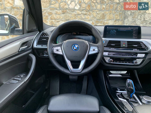 Белый БМВ iX3, объемом двигателя 0 л и пробегом 179 тыс. км за 27500 $, фото 29 на Automoto.ua