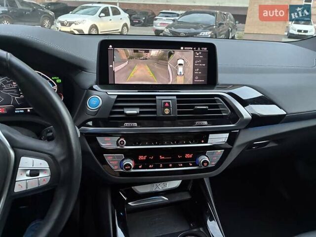 Белый БМВ iX3, объемом двигателя 0 л и пробегом 154 тыс. км за 28900 $, фото 11 на Automoto.ua