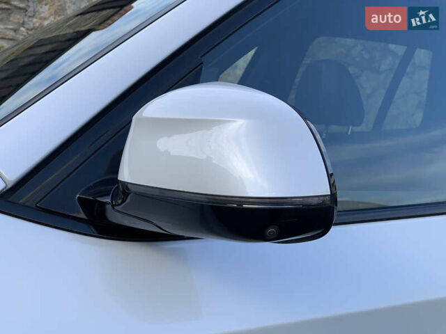 Белый БМВ iX3, объемом двигателя 0 л и пробегом 179 тыс. км за 27500 $, фото 61 на Automoto.ua