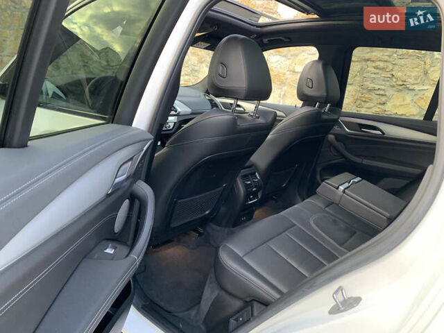 Белый БМВ iX3, объемом двигателя 0 л и пробегом 179 тыс. км за 27500 $, фото 49 на Automoto.ua