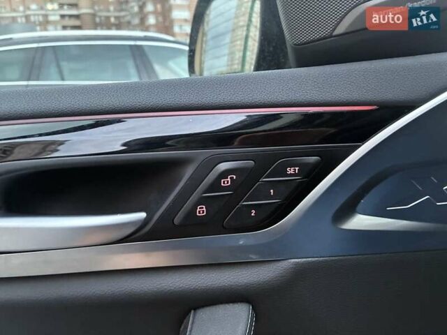 Белый БМВ iX3, объемом двигателя 0 л и пробегом 154 тыс. км за 28900 $, фото 14 на Automoto.ua