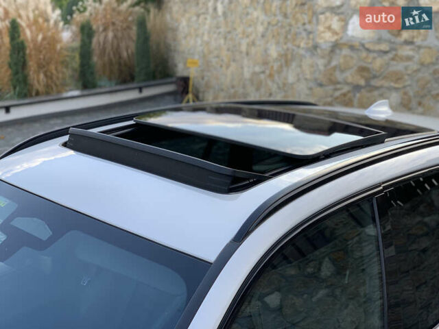 Белый БМВ iX3, объемом двигателя 0 л и пробегом 179 тыс. км за 27500 $, фото 4 на Automoto.ua