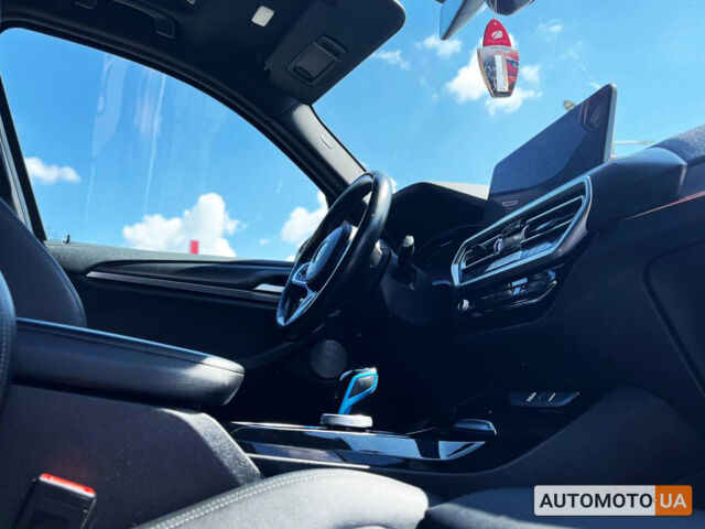 Белый БМВ iX3, объемом двигателя 86 л и пробегом 38 тыс. км за 51500 $, фото 24 на Automoto.ua