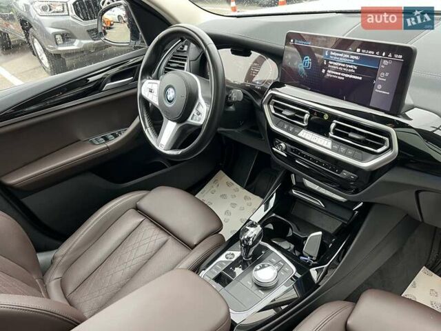 Білий БМВ iX3, об'ємом двигуна 0 л та пробігом 44 тис. км за 38539 $, фото 25 на Automoto.ua