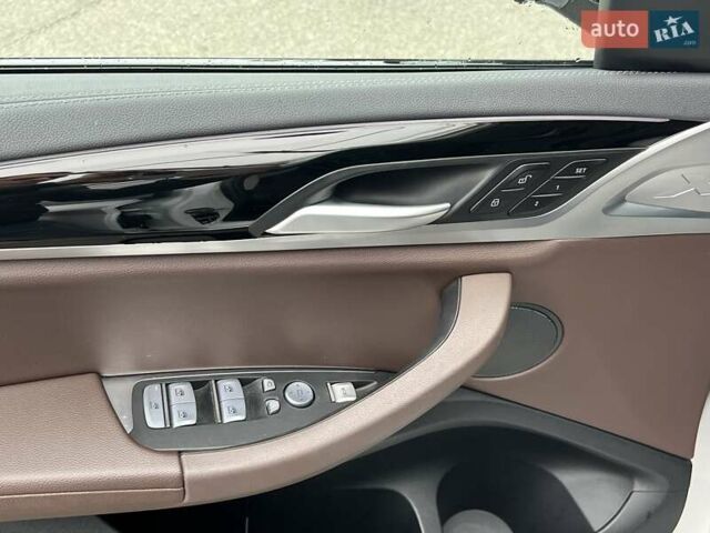 Білий БМВ iX3, об'ємом двигуна 0 л та пробігом 44 тис. км за 38539 $, фото 15 на Automoto.ua