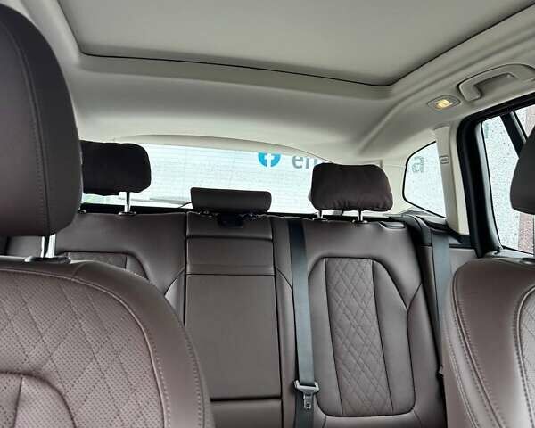 Белый БМВ iX3, объемом двигателя 0 л и пробегом 5 тыс. км за 42000 $, фото 14 на Automoto.ua