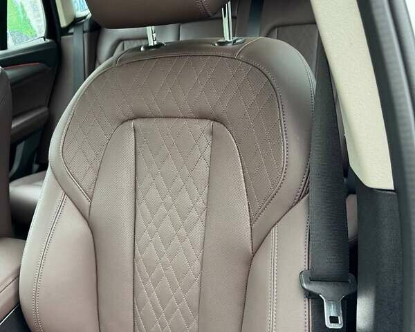 Белый БМВ iX3, объемом двигателя 0 л и пробегом 5 тыс. км за 42000 $, фото 12 на Automoto.ua