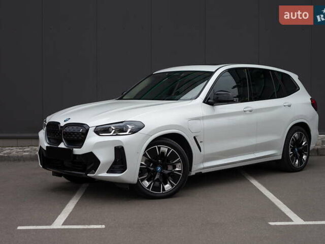 Білий БМВ iX3, об'ємом двигуна 0 л та пробігом 4 тис. км за 39700 $, фото 11 на Automoto.ua