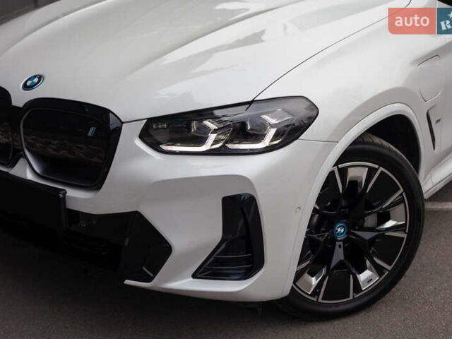 Білий БМВ iX3, об'ємом двигуна 0 л та пробігом 4 тис. км за 39700 $, фото 1 на Automoto.ua