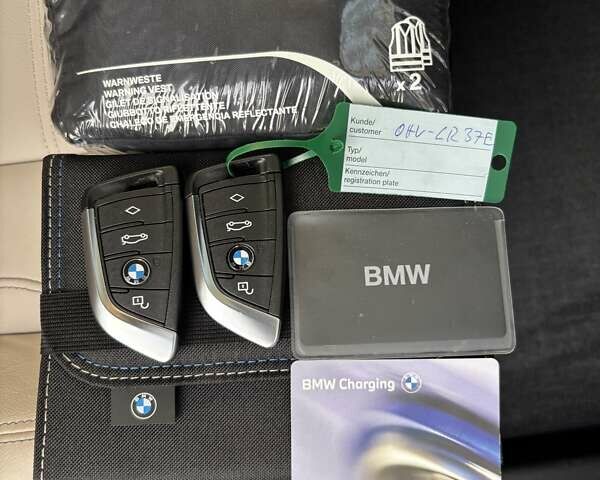 Белый БМВ iX3, объемом двигателя 0 л и пробегом 1 тыс. км за 50500 $, фото 59 на Automoto.ua