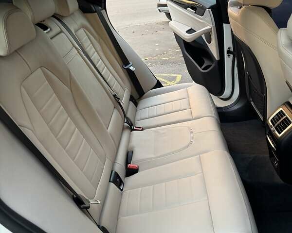 Белый БМВ iX3, объемом двигателя 0 л и пробегом 1 тыс. км за 50500 $, фото 47 на Automoto.ua