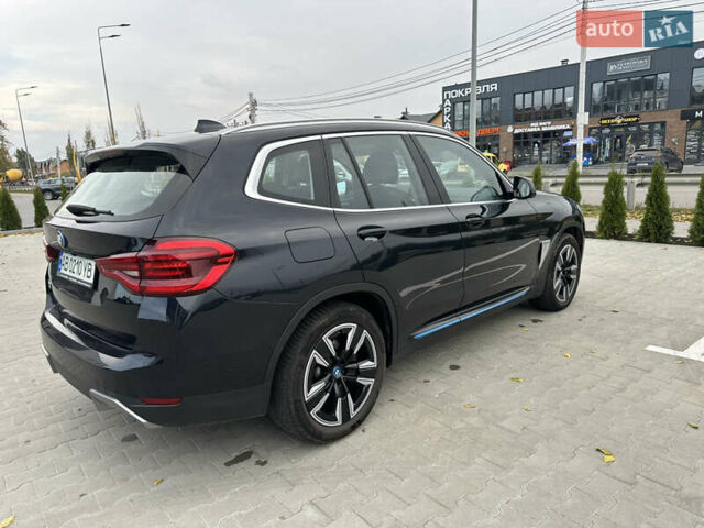 Черный БМВ iX3, объемом двигателя 0 л и пробегом 154 тыс. км за 29900 $, фото 9 на Automoto.ua