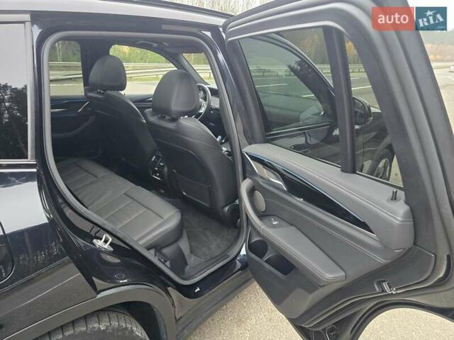 Черный БМВ iX3, объемом двигателя 0 л и пробегом 79 тыс. км за 34999 $, фото 78 на Automoto.ua