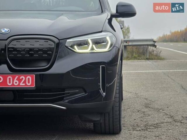 Черный БМВ iX3, объемом двигателя 0 л и пробегом 79 тыс. км за 34999 $, фото 15 на Automoto.ua
