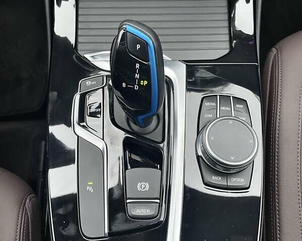 Чорний БМВ iX3, об'ємом двигуна 0 л та пробігом 97 тис. км за 31700 $, фото 62 на Automoto.ua