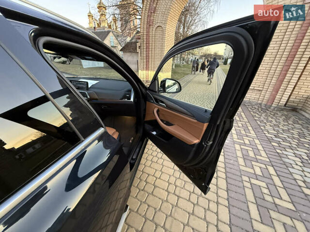 Черный БМВ iX3, объемом двигателя 0 л и пробегом 139 тыс. км за 35200 $, фото 24 на Automoto.ua