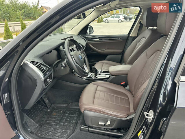Черный БМВ iX3, объемом двигателя 0 л и пробегом 154 тыс. км за 29900 $, фото 13 на Automoto.ua