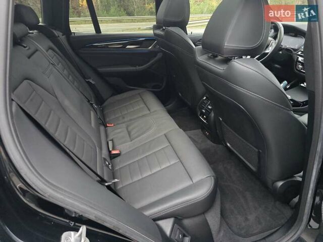 Черный БМВ iX3, объемом двигателя 0 л и пробегом 79 тыс. км за 34999 $, фото 80 на Automoto.ua
