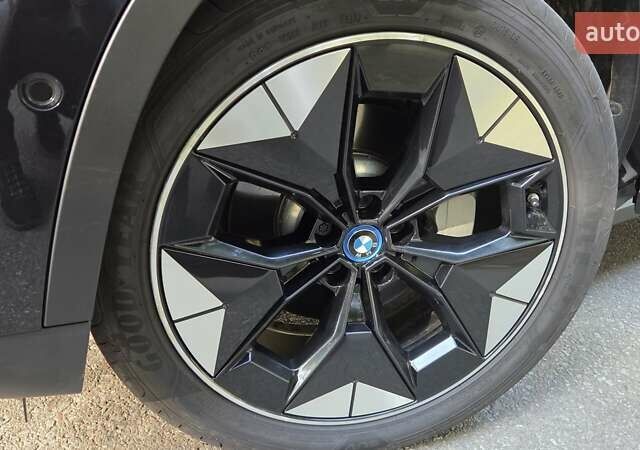 Черный БМВ iX3, объемом двигателя 0 л и пробегом 162 тыс. км за 31999 $, фото 22 на Automoto.ua