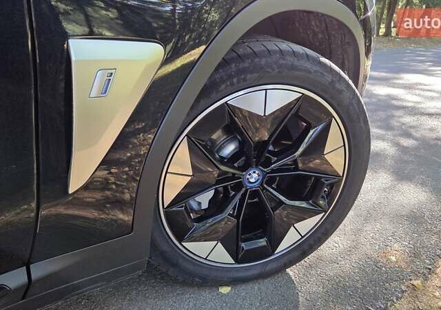 Черный БМВ iX3, объемом двигателя 0 л и пробегом 162 тыс. км за 31999 $, фото 20 на Automoto.ua