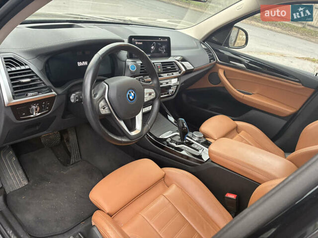 Чорний БМВ iX3, об'ємом двигуна 0 л та пробігом 147 тис. км за 29000 $, фото 12 на Automoto.ua