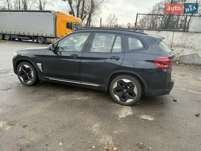Чорний БМВ iX3, об'ємом двигуна 0 л та пробігом 147 тис. км за 29000 $, фото 6 на Automoto.ua