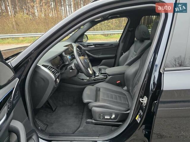 Черный БМВ iX3, объемом двигателя 0 л и пробегом 79 тыс. км за 34999 $, фото 53 на Automoto.ua
