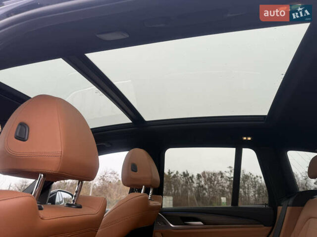 Черный БМВ iX3, объемом двигателя 0 л и пробегом 139 тыс. км за 35200 $, фото 8 на Automoto.ua